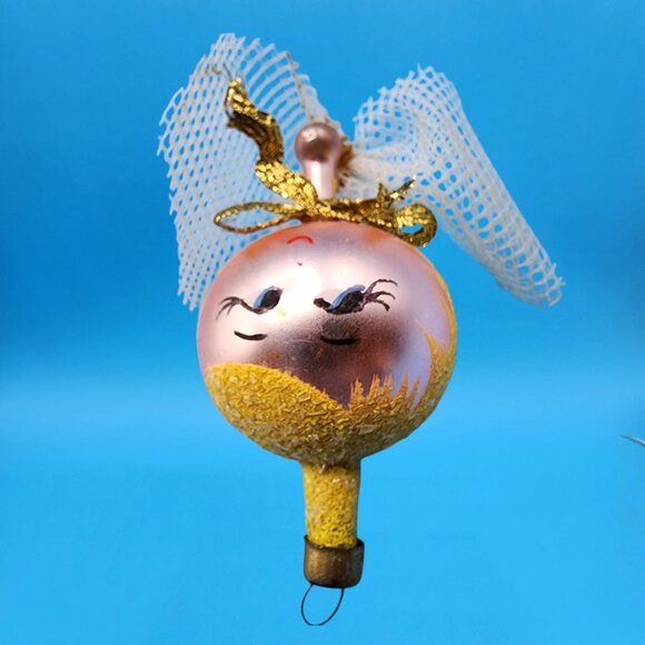 Vintage Pink Glass Angel Ornament Japan 1960s Yellow Glitter Hair Gold Bow v1 - Picture 9 of 10